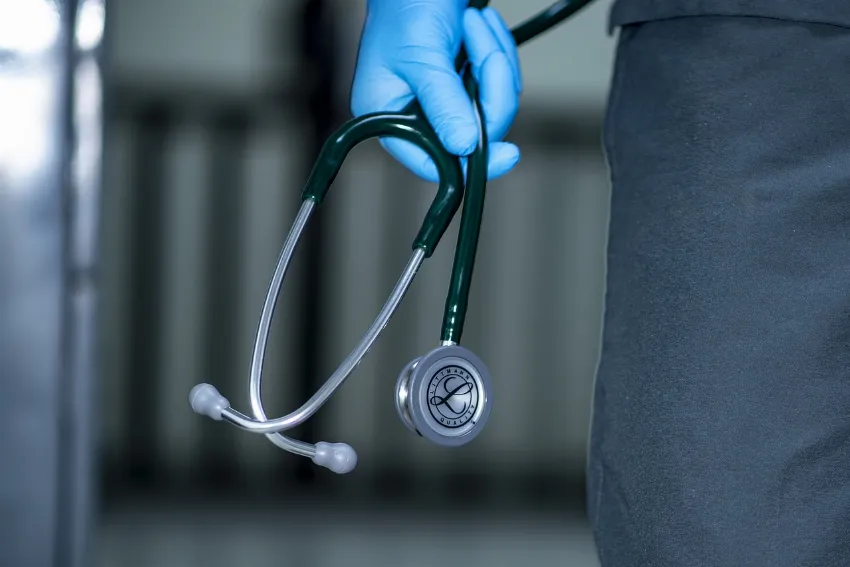 Benefits of Canadian PR-Universal healthcare